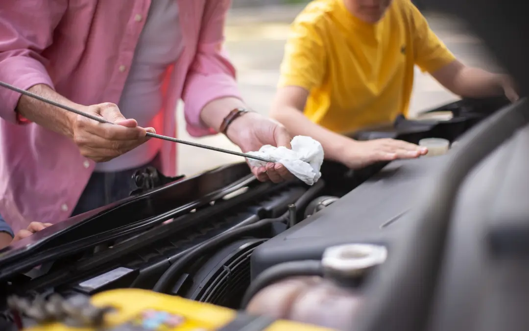 Jak samodzielnie sprawdzić poziom oleju w silniku? 1 Jak samodzielnie sprawdzić poziom oleju w silniku?
